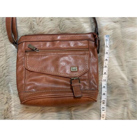 BOC Amhearst Crossbody Bag - Picture 7 of 9